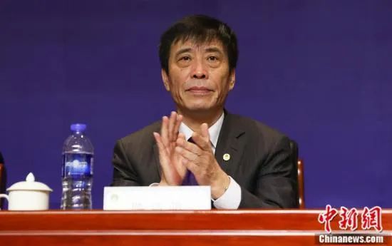 马岚说道：我没在纽约，我在你们那个普罗维登斯呢。